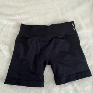 Dfyne shorts